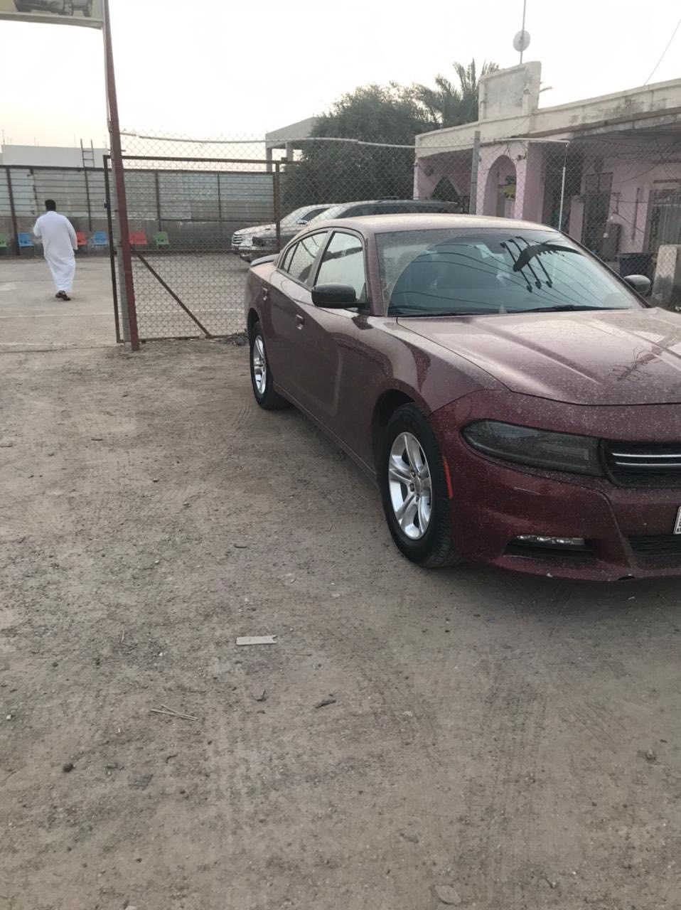 السلام عليكم جارجر موديل 2020 اصل رقم اربيل سنويه لحد 27 وارد كندي ضربتها جاملغ السايق نفسه مصلح ومصبوغ فقط وحافه البنيد صبغ بدون داخل شواصي ولغد كفاله مواصفات SXT ماشيه 100 الف استخدم شخصي وبيها شخوط السعر اتصل وبخدمتك مكان السيارة البصرة القرنه الشراي يتصل ***********

