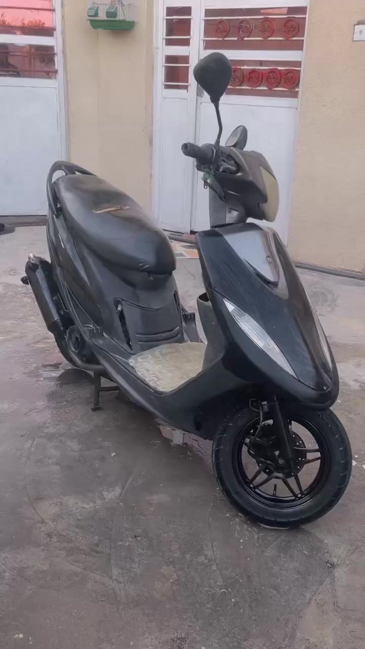 السلام عليكم ماكس عدله بلاد ٤٩ الدراجه مرتبه مال جناي كلهه شغاله عده السلف بيه كطع بك لايت اشاير قفل جنطه  عداد بانزين وسرعه صالنصه أف ام مكينه لــا نضوح ولا بخار خير من الله شراي يدلل مكاني بابل محاويل سعر ٣٥٠ شراي بيك خير وتدلل بيع فقط


**إذا كنت صاحب هذا الإعلان وتريد حذفه لأي سبب، رجاءا أرسل رسالة إلى الدعم الفني**