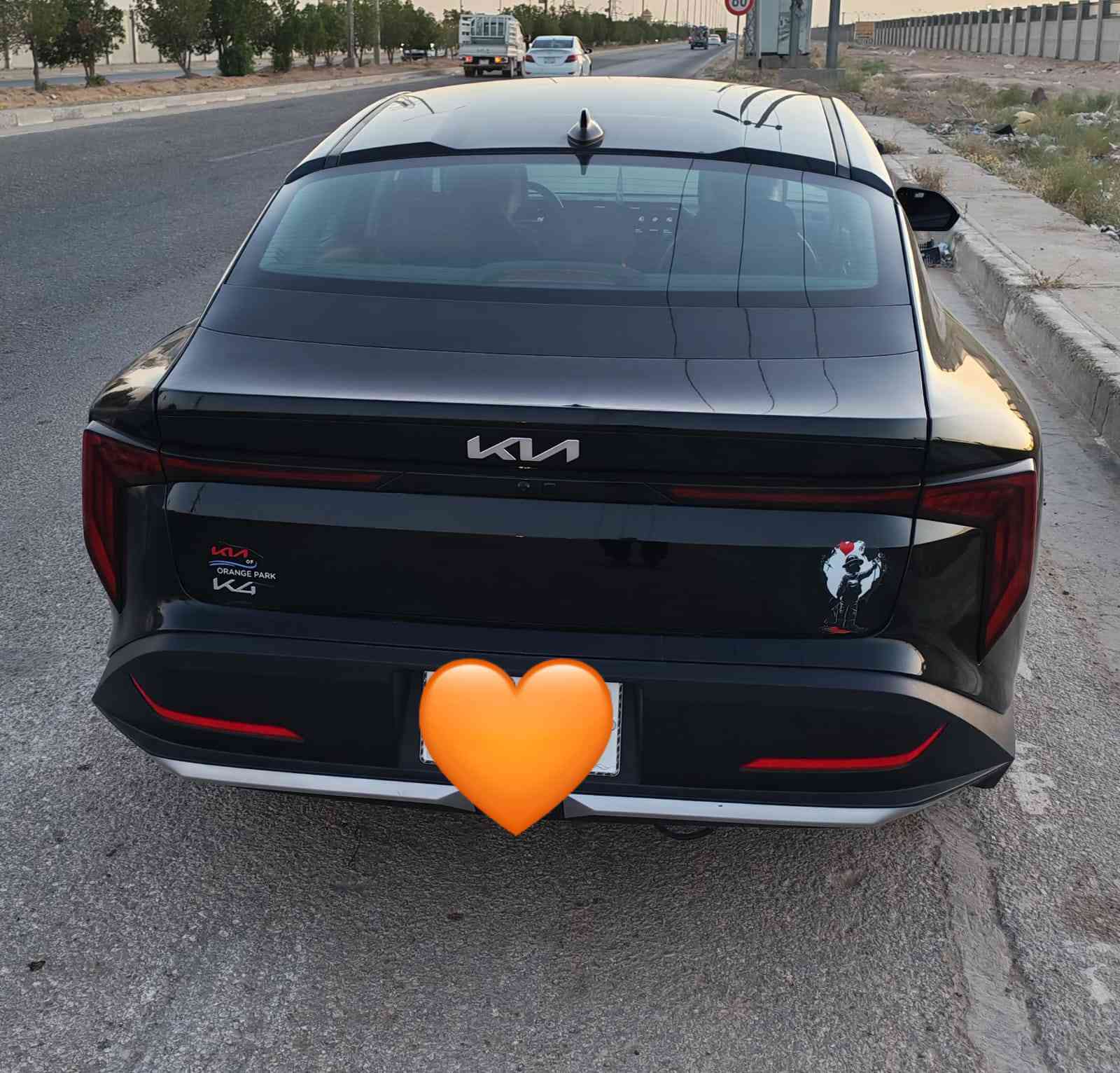 🚘 للبيع | كيا K4 موديل 2025 | فئة Lux 🚘
✨ لون أسود مميز – سيارة شبه جديدة ✨
🔹 عداد: 8000 كم فقط (أخت الزيرو)
🔹 رقم نجف | كتاب شهداء | السيارة باسمي
المواصفات:
✔️ محرك 2000 سي سي – 4 سلندر
✔️ ناقل حركة CVT
✔️ بصمة تشغيل
✔️ شاشة كبيرة 12.3 إنج
✔️ تدعم Apple CarPlay و Android Auto لاسلكياً
✔️ إنارة LED أمامية وخلفية كاملة بتصميم عصري جذاب
أنظمة الأمان والمساعدة:
✅ رادار أمامي مع مكابح طوارئ تلقائية
✅ نظام الحفاظ على المسار والتنبيه عند الانحراف
✅ مثبت سرعة ذكي متفاعل (Smart Cruise Control)
✅ كاميرا خلفية عالية الدقة
✅ حساسات ورادارات خلفية مع تنبيه ومكابح تلقائية عند الرجوع

للاستفسار الاتصال على الرقم

***********

متواجد على الواتساب
