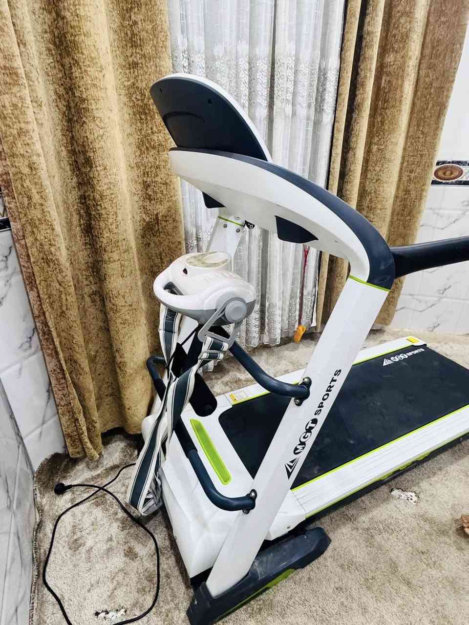 جهاز MGT SPORTS للبيع كل معداته موجوده 
الوزن 180 كيلو
الرقم بي واتساب ***********
