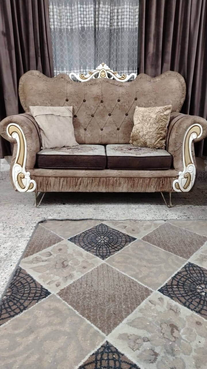 تخم 7 مقعد💺 اي ضرر مابي تسكام ثكيل سعر ,,190,,بي مجال مكان لبياع *********** يوجد واتساب
