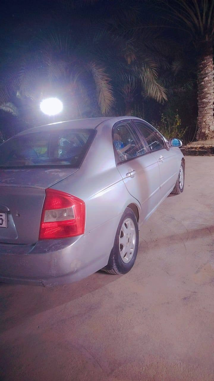 سلام عليكم كيه سبكترا موديل 2004 صبغ عام اثر جراد ومكفوله من ضربه كير ومحرك خير من الله حداديه جديده السعررررر 60وبيها مجال الاستفسار علئ الرقم الاثير واتساب *********** اسيا *********** عنوان كربلاء المقدسه
