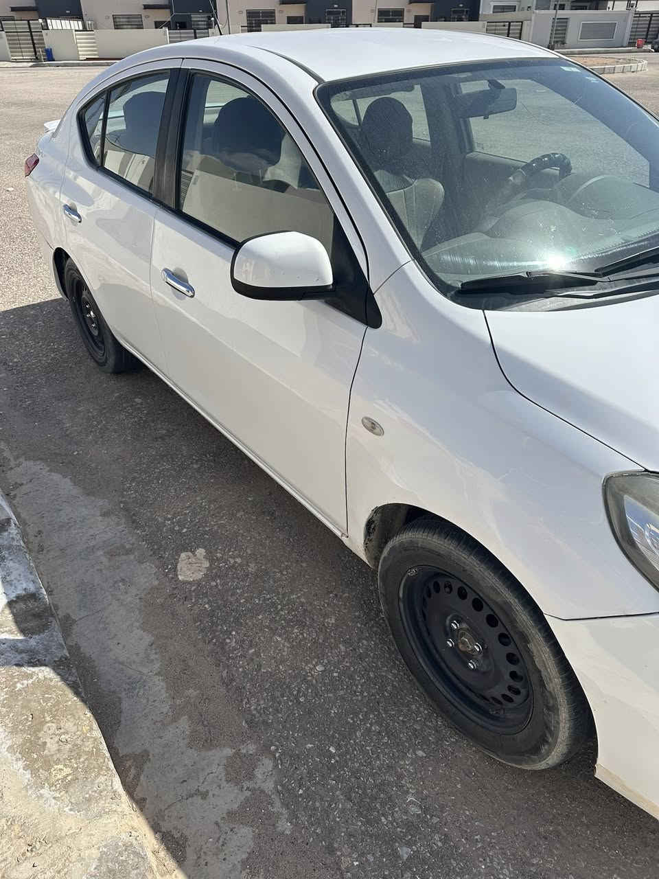 سلام عليكم 
نيسان سني هندي ٢٠٢١ 
ماشيه ١٠٦ حساسه خلفي كامره شاشه اندرويد 
تبريد ثلج كير ومحرك مامفتوح بيه برغي وضع الشركه رقم أربيل 
السعر ١٠٥$ مكاني نجف 
ملاحظه: طخات فقط الموضح في الصوره 
رقم : ***********
