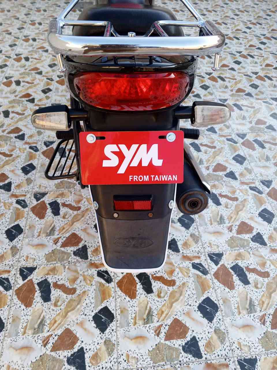 يا الله دراجه سايم للبيع موديل 2020مكمرك وكامل بس اسجل دراجه مال جناي ربع ماتحط عليه  محرك اسبانه ما ممدود علي السعر مليون 200وبي مجال للشراي ولمو شراي لا يعلق ويكسر بحلال العالم مكاني الرمادي هذه رقمي للتواصل ***********متواجد عل خاص
