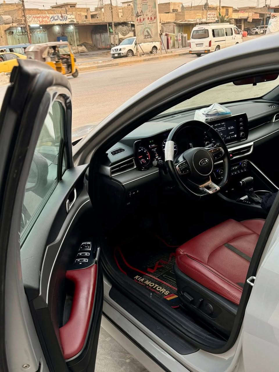 🚗 للبيع | كيا K5 GT-Line موديل 2021
   

السعر 155$

✨ المواصفات:

* فئة GT-Line فول عدا فتحة السقف

* ماشية 39 ألف ميل

* محرك 1.6 تيربو

* ناقل حركة أوتوماتيك 8 سرعات

* شاشة كبيرة مع دعم Apple CarPlay و Android Auto

* كاميرا خلفية مع حساسات خلفية

* تشغيل بصمة (Smart Key) 

* مثبت سرعة ذكي

* رادار أمامي ومساعد الحفاظ على المسار

* نظام مانع التصادم الأمامي

* إضاءة LED أمامية وخلفية مع DRL

* تدفئة للمقاعد الأمامية

* دخول ذكي بدون مفتاح

🔧 ملاحظة: ضرر حادث سرقة (جاملغ + بنيد ).

📍 العنوان: بغداد – الكاضمية 

📞 للاستفسار: ***********
