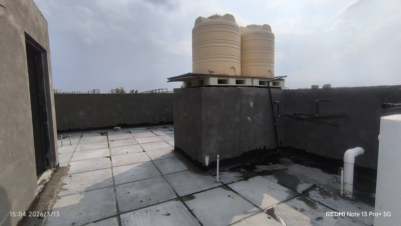 بيت للبيع طابو صرف 
بيت طابق واحد 
غرفتين 
صاله 
استقبال 
مطبخ حار بارد 
صيحات خارجي وداخلي 
مناور عدد ثنين
بيت جاهز سطح كامل شتايكر 
ماء ومجاري كامله درجه اولى 
عوزه بس بياض وارضيه يكمل البيت 
رقم صاحب المنزل  اي ستفسار        0787 391 1018
