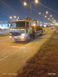 كرين نيسان للبيع  السياره جاهزة  مكان بغداد البياع الاستفسار على هذا ا...