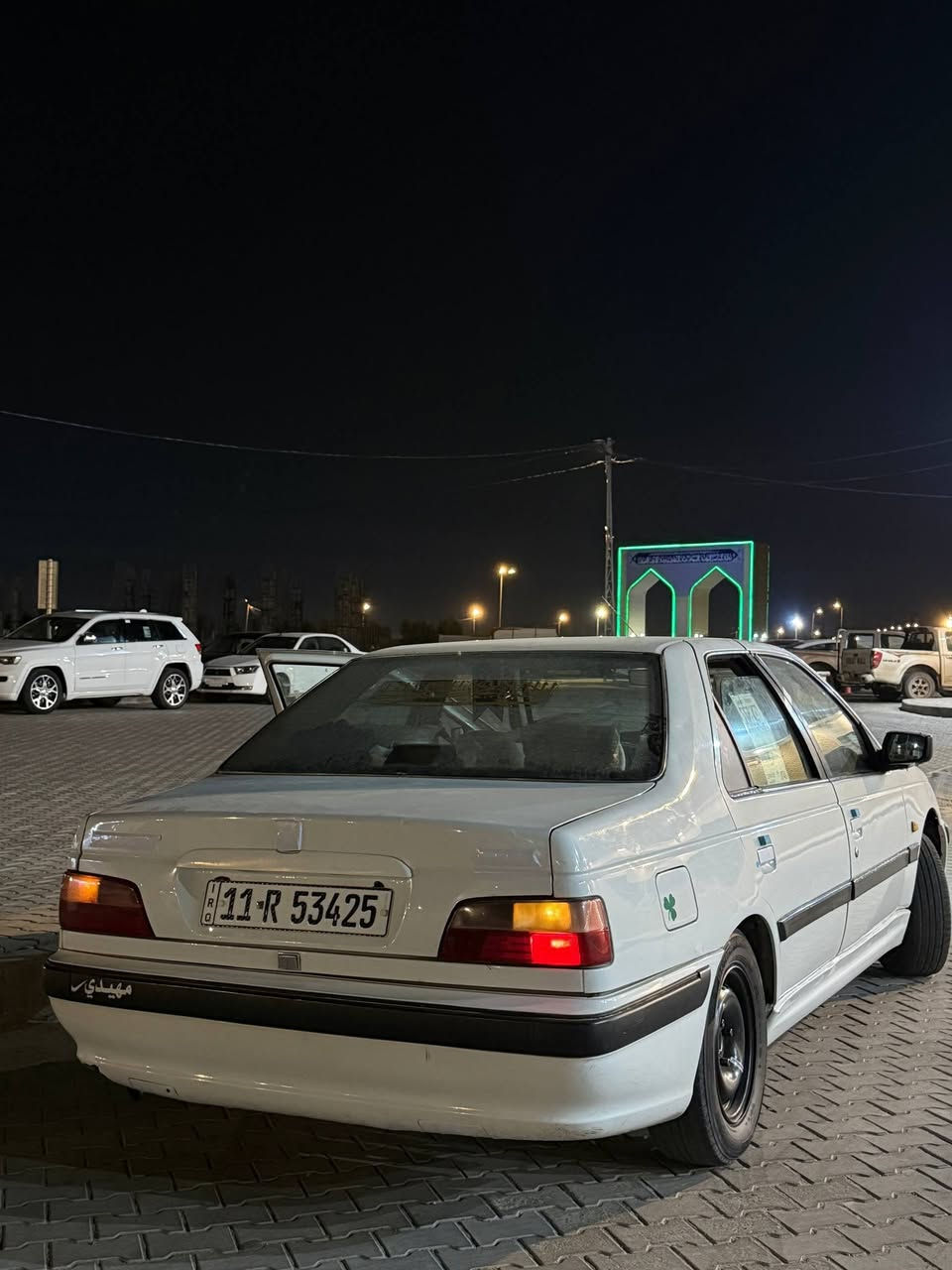 السلام عليكم بيجو بارص موديل11 مكاني بغداد الحرية  السيارة مابيها اي نقص  فقط ملاحضات بسيطة  بدون صبغ وبدون تبديل فقط بارد قليل بلجاملغ الامامي سنويه لل27   ***********
