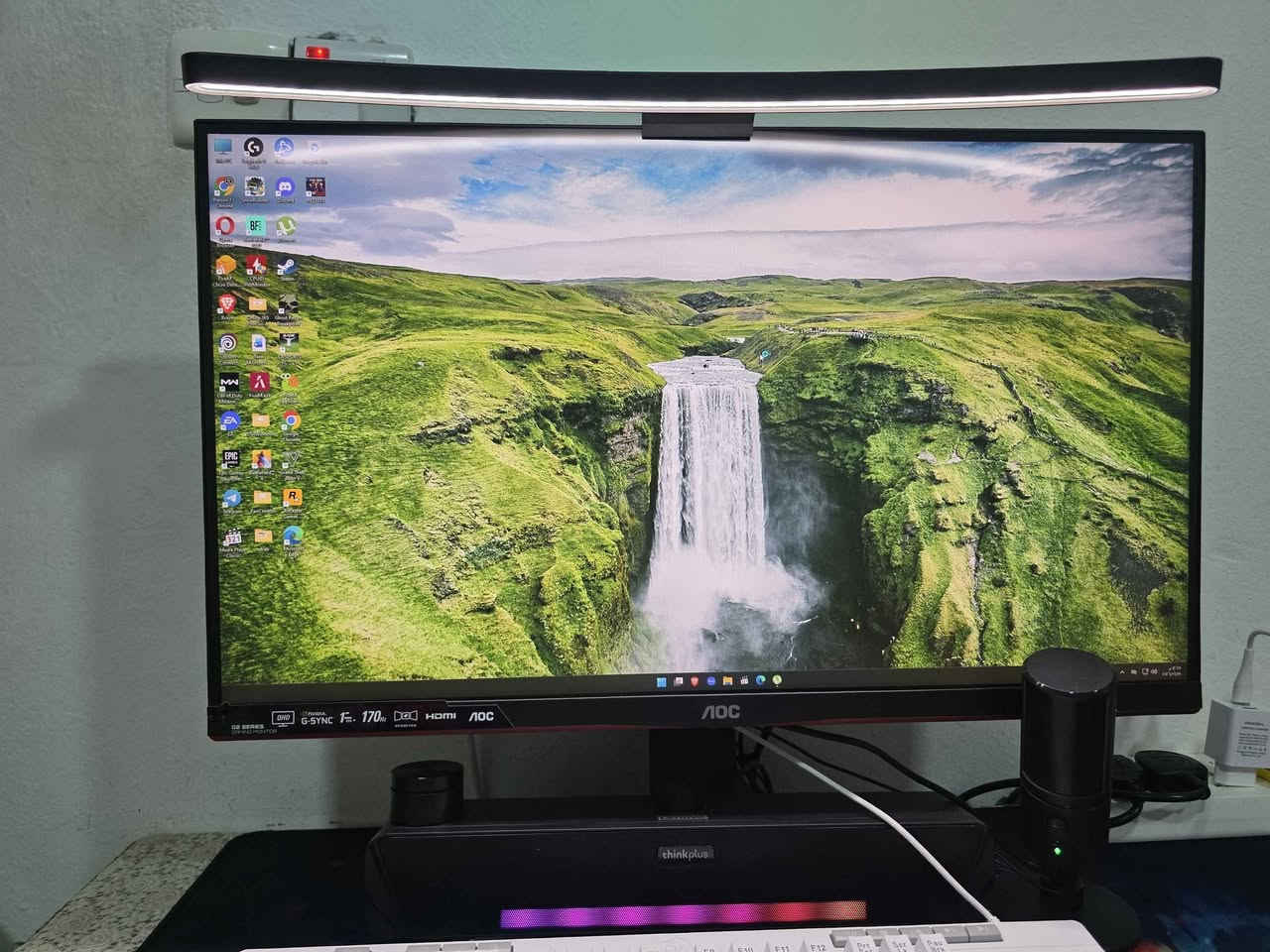 شاشه لو فروشتنئ شاشه كه زور باكو خاوئنه 
مواصفات 
Ips
2K
27inch
170hz دهوك, العراق


**إذا كنت صاحب هذا الإعلان وتريد حذفه لأي سبب، رجاءا أرسل رسالة إلى الدعم الفني**