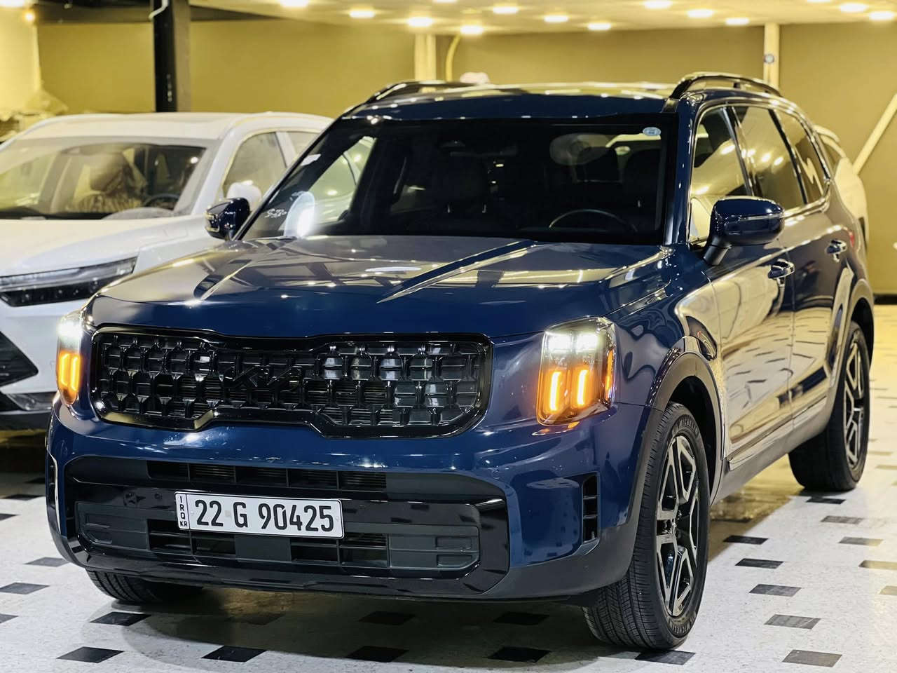 السيارة  : كيا تيلورايد 
الموديل :  2024 
الحادث : تبديل جاملغ اصلي نفس اللون 
الايرباك : دركة + بردة (سستم اصلي شغال )
الرقم     : اربيل تحويل او وكالة 
السعر    : 33.000$ 💸🔥
البـيـع   : نقد او تقسيط 
 ________________________________________
🛑 المواصفات  العامة :
♦️المحرك (V6 (3800 
♦️عداد المسافة 25000km 
♦️اللون ازرق غامق 🔵
♦️بصمة تشغيل وتشغيل عن بعد
♦️ شاشة امامية 
♦️تحكم مقود
♦️فتحة سقف 
♦️كامرات 
♦️داخل جلد لون اسود 
♦️كشن كهرباء 
♦️كشن خزن ميموري
♦️ رادارات امامي خلفي 
♦️وضعيات متعددة للقيادة
♦️سايد بريك بصمة
♦️كشن تدفئة تبريد
♦️تدفئة مقود 
♦️رادار امامي خلفي 
♦️انظمة قيادة متعددة 
♦️ قيادة ذاتية 
♦️بريك الطوارئ 
♦️ابل كاربلي  
♦️ تبريد خلفي 
♦️شاحن لاسلكي 
♦️صندوق كهرباء 
♦️مري شفط 
________________________________________
#معرض الفحام لتجارة السيارات

الاتصال على الارقام 
☎️المبيعات : ***********
☎️الادارة  : ***********

او زيارة المعرض على الموقع التالي :

📍النجف الاشرف / حي الجامعة / مقابل المدينة المائية سنتر جبل عامل .
