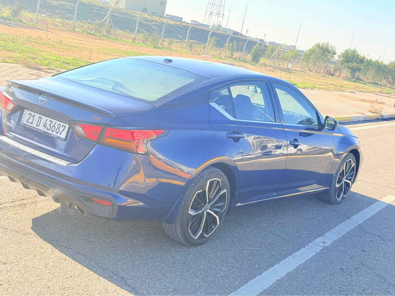 السلام عليكم 
نيسان التيما موديل 23
مواصفات S R 
فول عدا السلايت 
بصمه تشغيل عن بعد 
شفتات استيرن 
رادار جانبي امامي 
رادار خلفي فول 
كشن جلد وكهرباء 
ماشي 43ميل 
حادث السياره جاملغ 
وربع بنيد قطعتين مبدل 
بدون دواخل شرط 
سياره صدر كير محرك 
سنويه رقم هزه كله جديد 
مكان السياره كركوك 
سعره كلش مناسب 
155بيه مجال 
***********وتساب 
رقم شاصي بلمنشور كركوك, العراق
