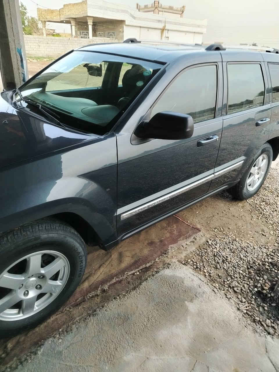 جيب شيروكي رقم سليمانيه هيمي 2008 محرك 8سلندر 5700 كلين فول محرك كير شرط جيد جداً بس دعاميه صبغ وسعر خاص سياره كلين تبريد ثلج تدفئه كامره حساس السياره بااسمي لايت زنون الأصلي كشنات كهرباء سياره متعوب عليها. ***********
