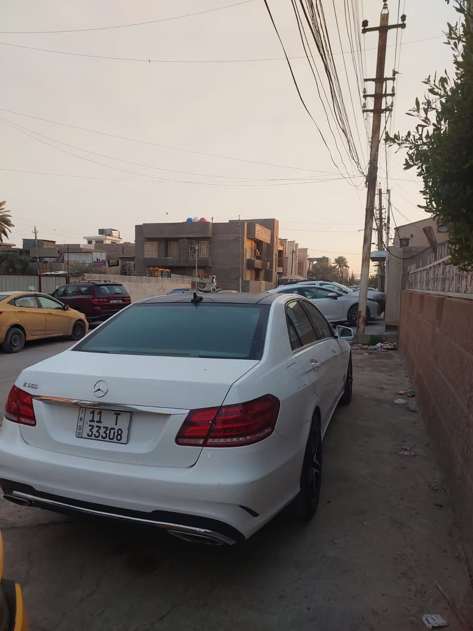 سلام عليكم مارسدس للبيع E350موديل 2016
امريكي السياره حادثه نص البنيد صبغ والجاملغ السايق
وبيه شخوط بل الباب الصدر والخلفي 
العنوان بغداد شارع فلسطين خلف معارض النهضه ما متواجد بل فيس اتصل وتدلل
***********
