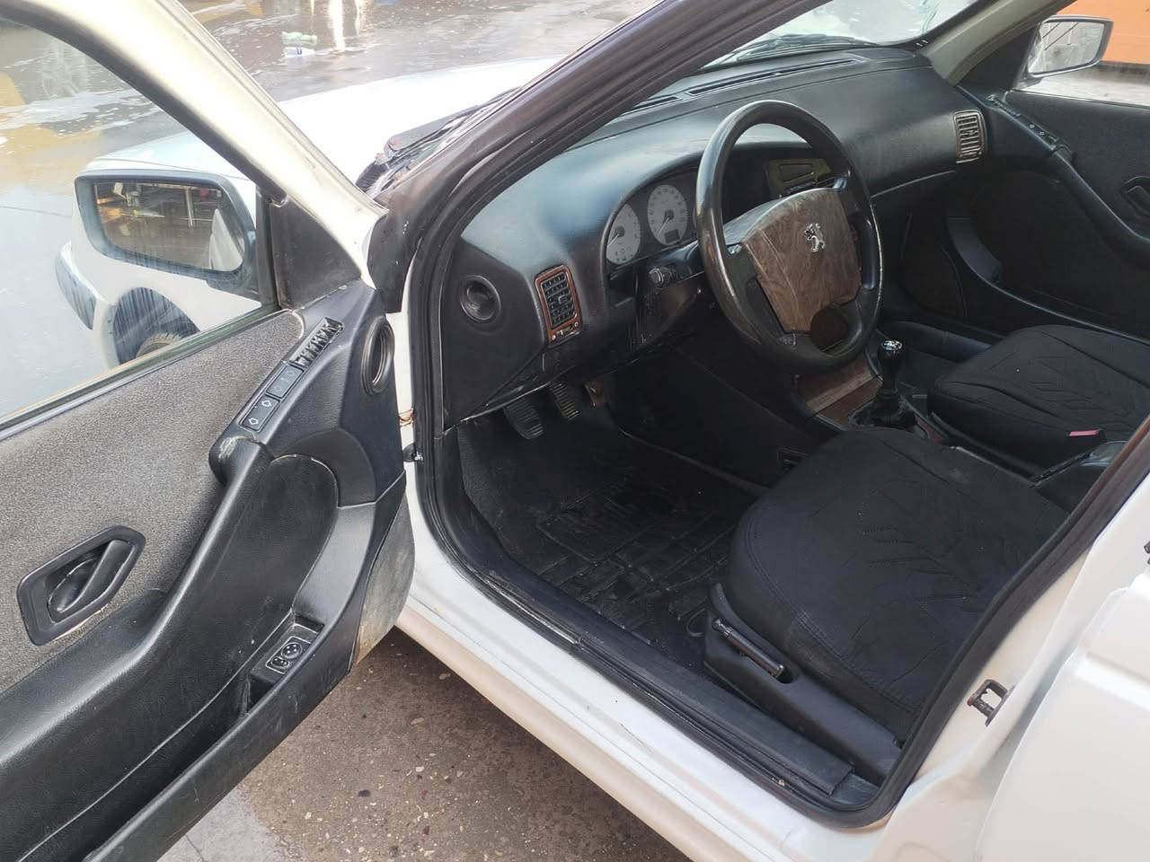 سلام عليكم بارض 2012 السياره كفاله عامه من ضربه أو تبديل مكينه كير حداديه تبريد تخم تاير رقم ذي قار مكاني الديوانية 
***********
