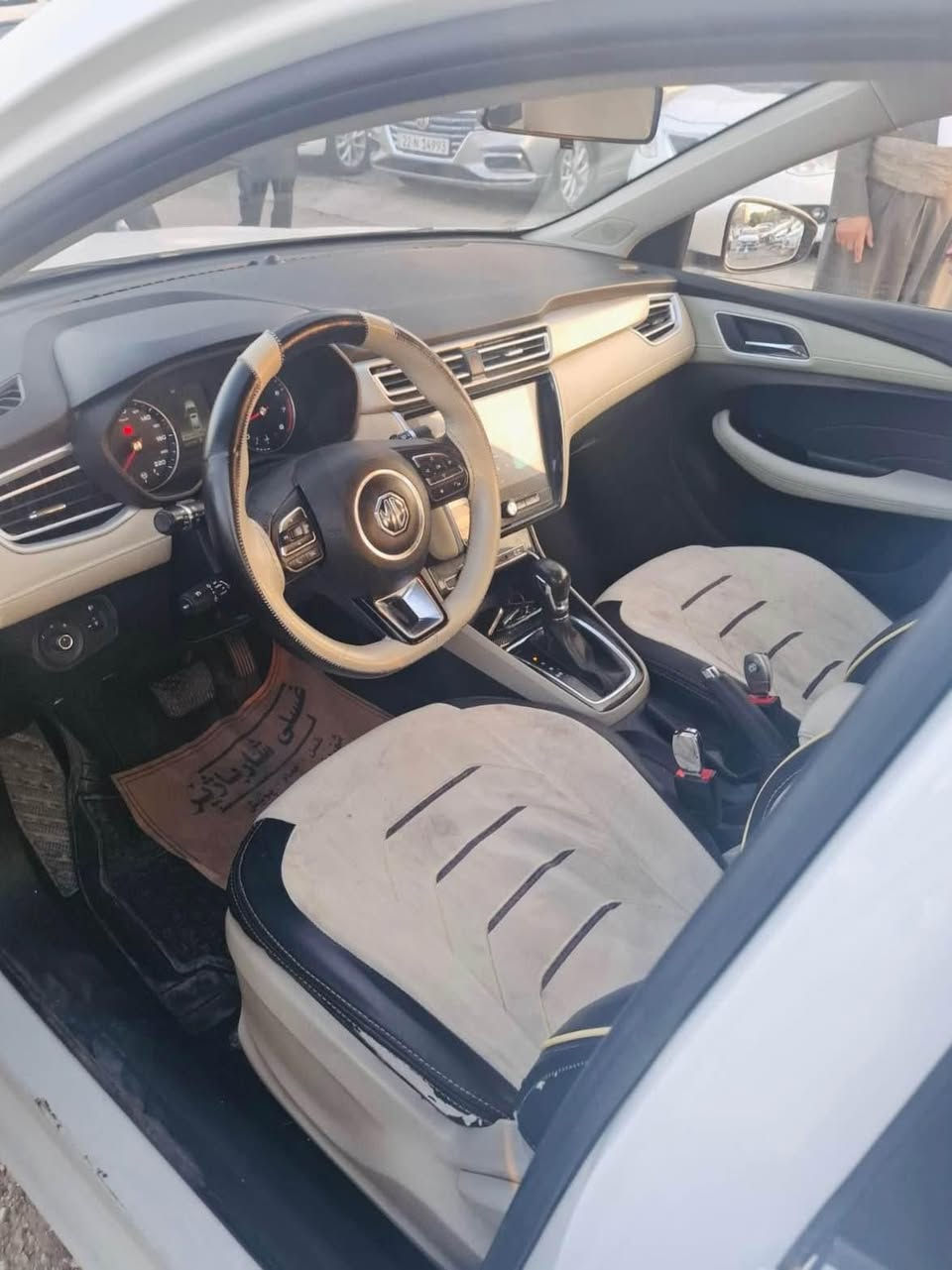 بەناوی خودای گەورە 
MG5 comfort 2024
تەنها 40 هەزاری حەقیقی ڕۆشتووە
ئۆتۆماتیک : شاشە : بەسمە : کامێرا 
حاسە : ناوکرێمی : دوومۆدی لێخوڕین 
پێش و دوا لید : ئۆتۆلایت : ویلکەپ 
تەحدید سورعە : ڤۆلیۆم : تەبرید لەمس 
بێ بۆیاخ و شوخت تەنها کەمێک ساردی هەیە
ڕەسمی سۆنەرەکەم داناوە 
سعری 100 و مەعامەلە
لە سلێمانیم *********** السليمانية, العراق
