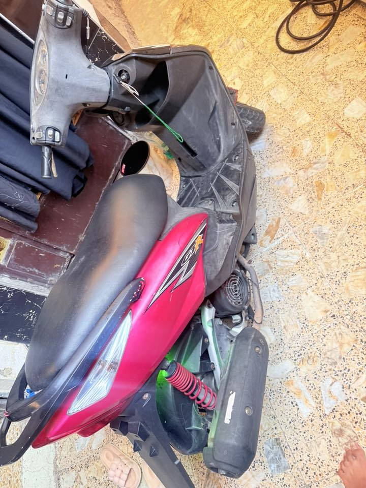 السلام عليكم   دراجه ماكس ثعلب مال رمبه صارلها شهرين من نازله فول نضافه السعر 750  الرقم ***********
