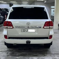 تويوتا لاندكروزر 2010 GX قير عادي ماشية 265 ألف كم حقيقي القير والمكين...