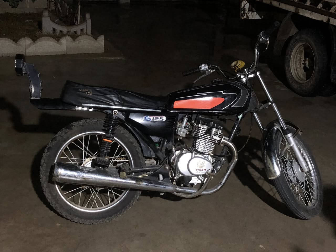 دراجه ايراني للبيع محرك ممفتوح نظيف تواصل واتساب وفيس الرقم ***********
السعرر 450الف
