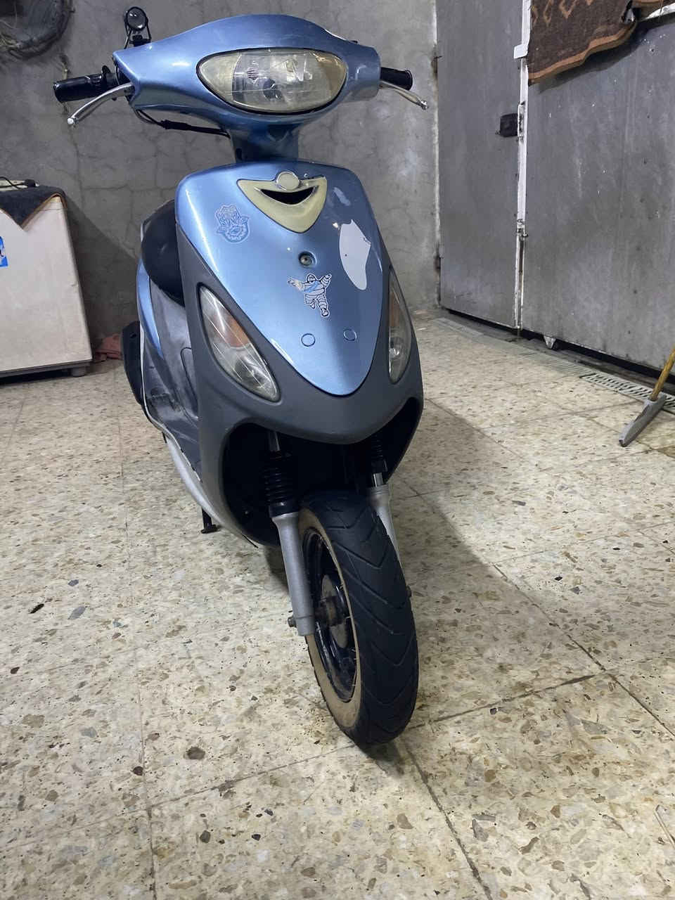 ماكس منغولي للبيع دراجة مفتوحة  قبل  الدراجة نكرة شوكت ما تريدة (مكاني. بغداد الشعب )السعر ٤٥٠بيها مجال للتفاوض رقم التواصل *********** واتساب او هاتف
