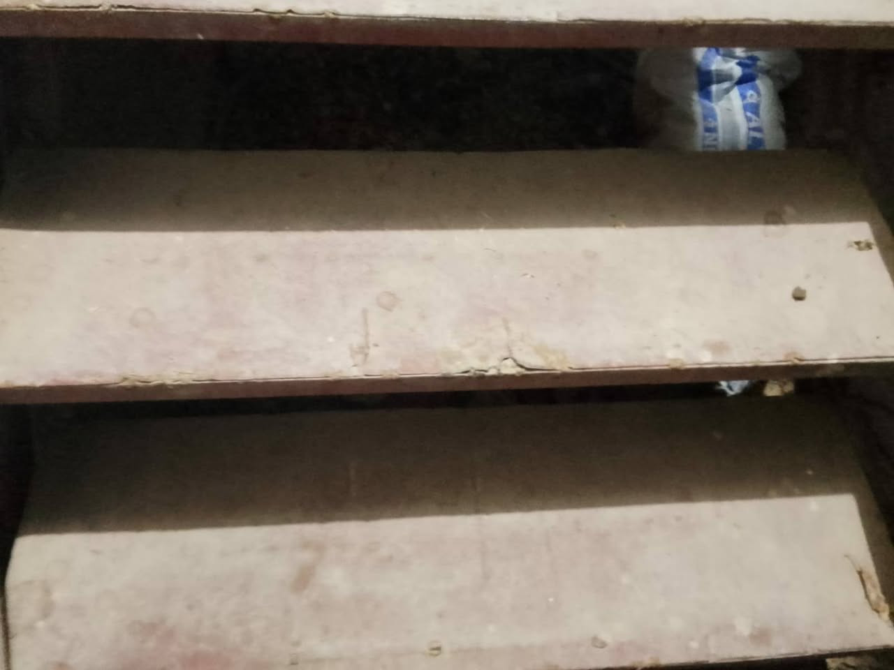 درج للبيع
طول 5 متر
عرض 1.10 متر
السعر 300
***********
