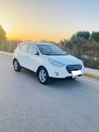 توكسان • ٢٠١١ • مكينة ٢٠٠٠