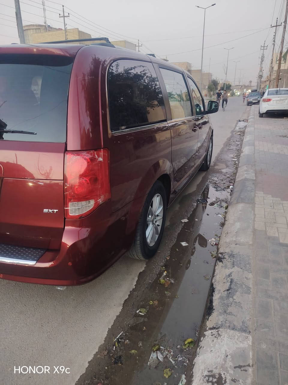 سلام عليكم ورحمة الله
دوج كرفان ٢٠٢٠ حادثهة جاملغ وبنيد فئة sxt  بيبان وجنطة كهرباء جام ٦ كهرباء عليهة إدامة كاملة مابيهة اي نقص السيارة لسيارة غاز وبانزين رقمهة كربلاء باسمي ومكاني كربلاء
السعر ١٩٠  للاستفسار ***********
