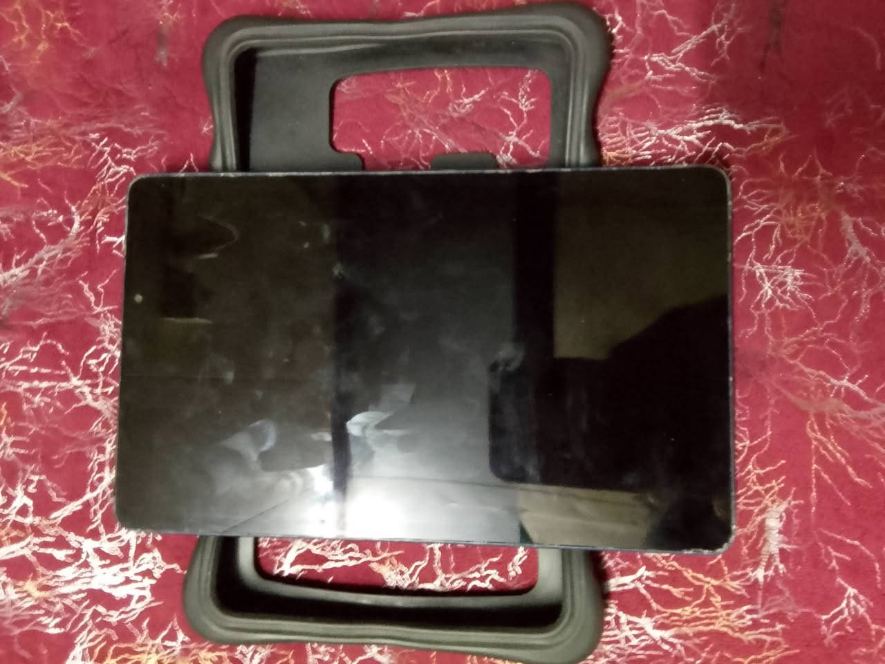 تابلت هواوي T8  كلشي شغال السعر 50الف مع التوصيل بي مجال للاستفسار راسل واتساب.
***********
