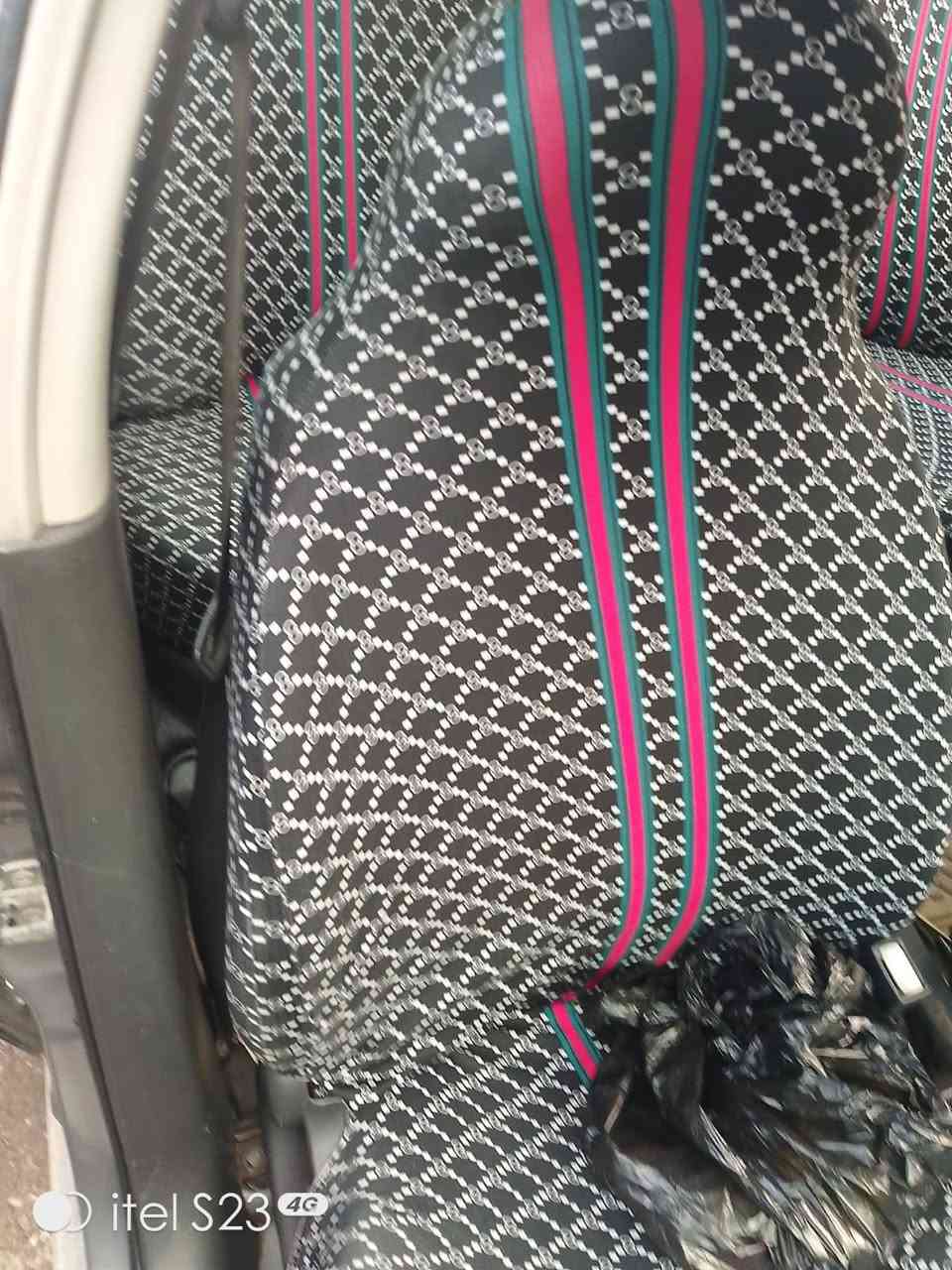 سلام عليكم افيو موديل 2009 مداور ثاني يوم رقم دولي سياره حلوه وجاهزه سعرها خاص  مكانها نجف ***********
