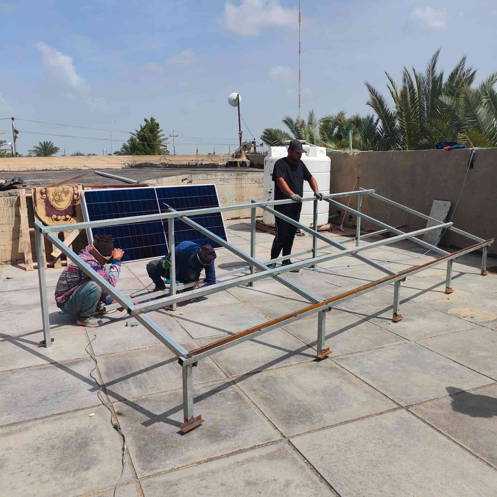 #منظومة طاقة شمسية ٢٠ امبير ليلي نهاري  ذي قار  قضاء النصر بسواعد شركة علي سر الوجود للطاقة الشمسية 
تشغل الزبون ٢٠صافي نهارا و٢٠ليلي لثلاث ساعات تناوبا مع الوطنية 
تم استعمال ١٢ لوح لونجي x١٠ مضاد للضل مقاوم للحريق النسخة الجديدة 
بطارية ٢٠kw
انفرتر ديا. ip٦٥ 8kw
حديد ثقيل ٢mm
اسلاك. pv
جنج بارد منفصل 
بورد قواطع متكاملة ac/dc
حمايات متكاملة شغل درجة اولى


**إذا كنت صاحب هذا الإعلان وتريد حذفه لأي سبب، رجاءا أرسل رسالة إلى الدعم الفني**