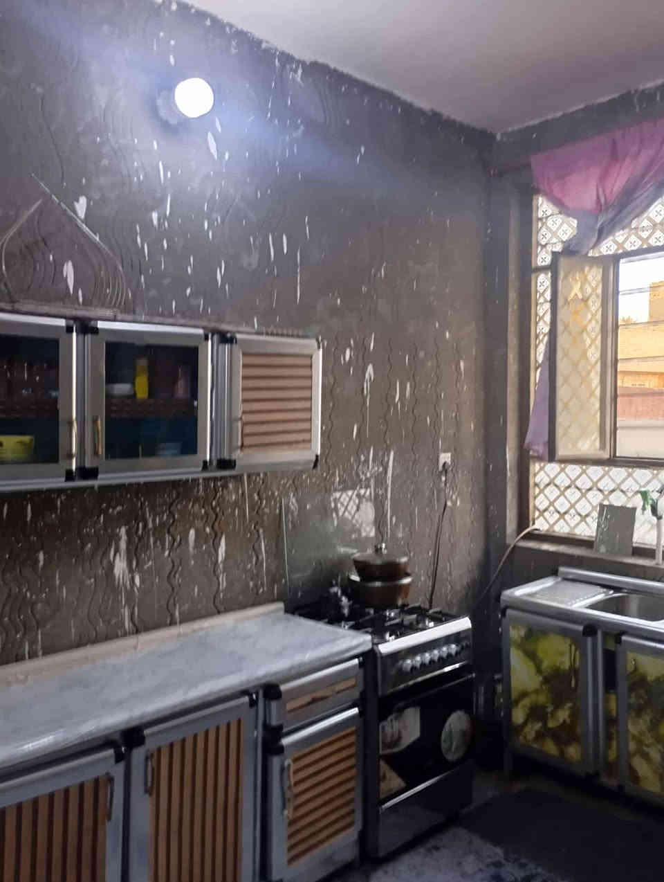 الدار للبيع طابو  زراعي سند 25  المساحه 100م طابق واحد غرفه نوم واحده زوير الغربي  شارع الضغط خلف مشروع الماء ركن خلفه شارع وعلى الجانب شارع الضغط وتوجد مساحه ترهم حديقه وأمامه شارع البيت حديث بيه نواقص  السعر 68مليون
قابل للتفاوض
***********
سجل 51
