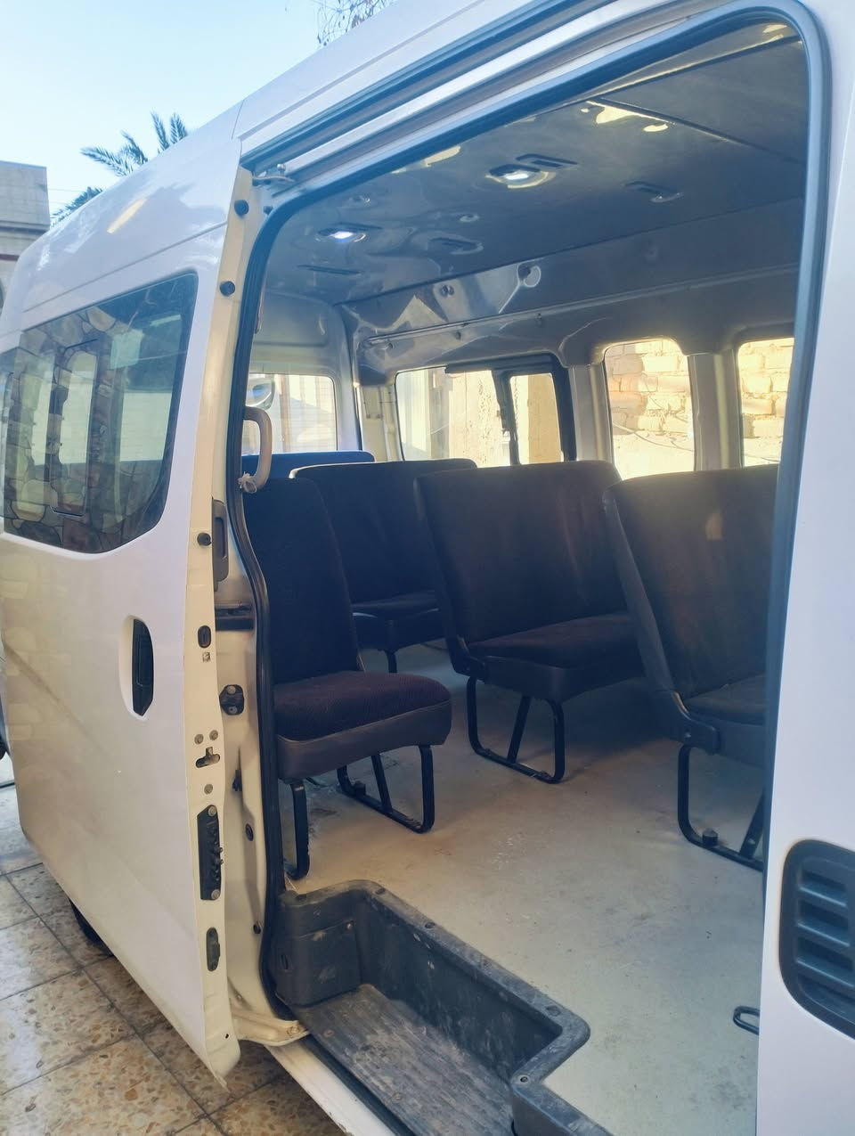 السلام و عليكم نيسان مديل 16 اللبيع وباقي التفاصيل اتصل على هذه الرقم اني مكلف بلنشر ***********,,,
***********
