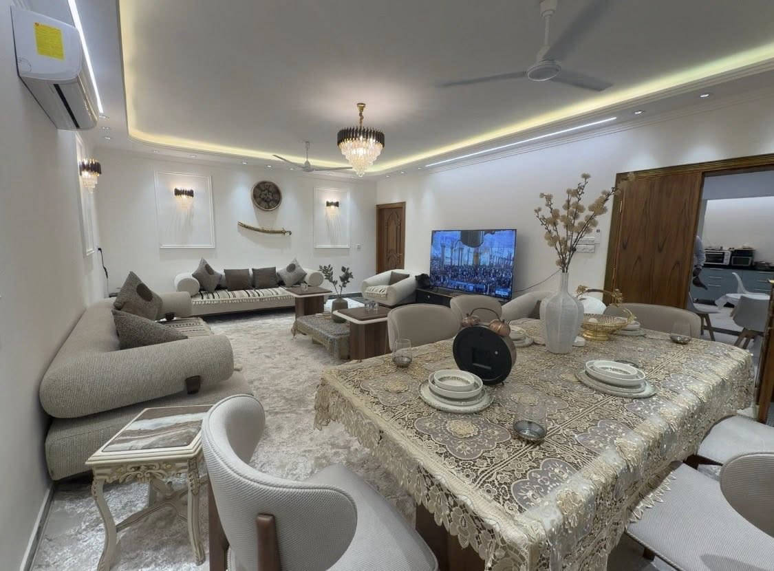 ✅هل تبحث عن واجهه مميزة اليك العرض يعتبر العرض الوحيد والنادر بهذا المميزات
🛑بيت للبيع 

🟢عقارات زيونة

🟢محله 718

✅مقابل البيت لا توجد منازل

✅شارع عريض

✅المساحه  157m
✅واجهه 14m
✅نزال 11.20

✅البيت ترميم ، حديث، درجه اولى ديكورات داخليه خارجيه 

✅اربع غرف نوم كبيرة
✅استقبال كبير
✅خدمات عدد 2
✅كراج حديقة
✅صاله عدد 2
✅مطابخ عدد 2
السعر عند الاتصال

🛑تشجير، 10م 
التفاصيل اكثر يرجى الاتصال على الرقم

📞***********

📞***********
