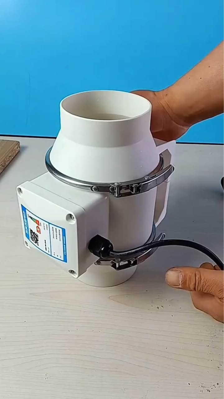 تعاني من الرطوبة أو الروائح بالمطبخ أو الحمّام؟

ساحبة هواء صاروخية ماك توب 4 إنج هي الحل 💨

سحب قوي للهواء مع تشغيل هادئ

توفّر تهوية ممتازة وتقلل الدخان والرطوبة

استهلاك كهرباء منخفض وأداء ثابت

سهلة التركيب ومناسبة لكل أنظمة الدكت

اطلبها الآن وخلي المكان نقي ومهوّى 🔥 بغداد, العراق


**إذا كنت صاحب هذا الإعلان وتريد حذفه لأي سبب، رجاءا أرسل رسالة إلى الدعم الفني**