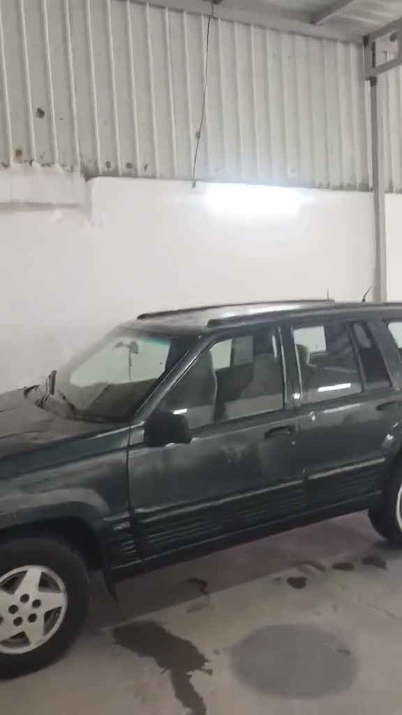 شعندك مراوس نزل بل تعليق
سلام عليكم سياره جيب شيرو مراوس أو بيع 
السياره كير ومكينه خير من الله كهربائيات كلهن شغاله رقم بغداد تحويل ثاني يوم تخم تاير حداديه جديده مكفوله من الضربه القويه أو الكص أو العيب الشرعي
 مكان السياره واسط قضاء الصويرة 
الاستفسار على هاذا الرقم ***********
