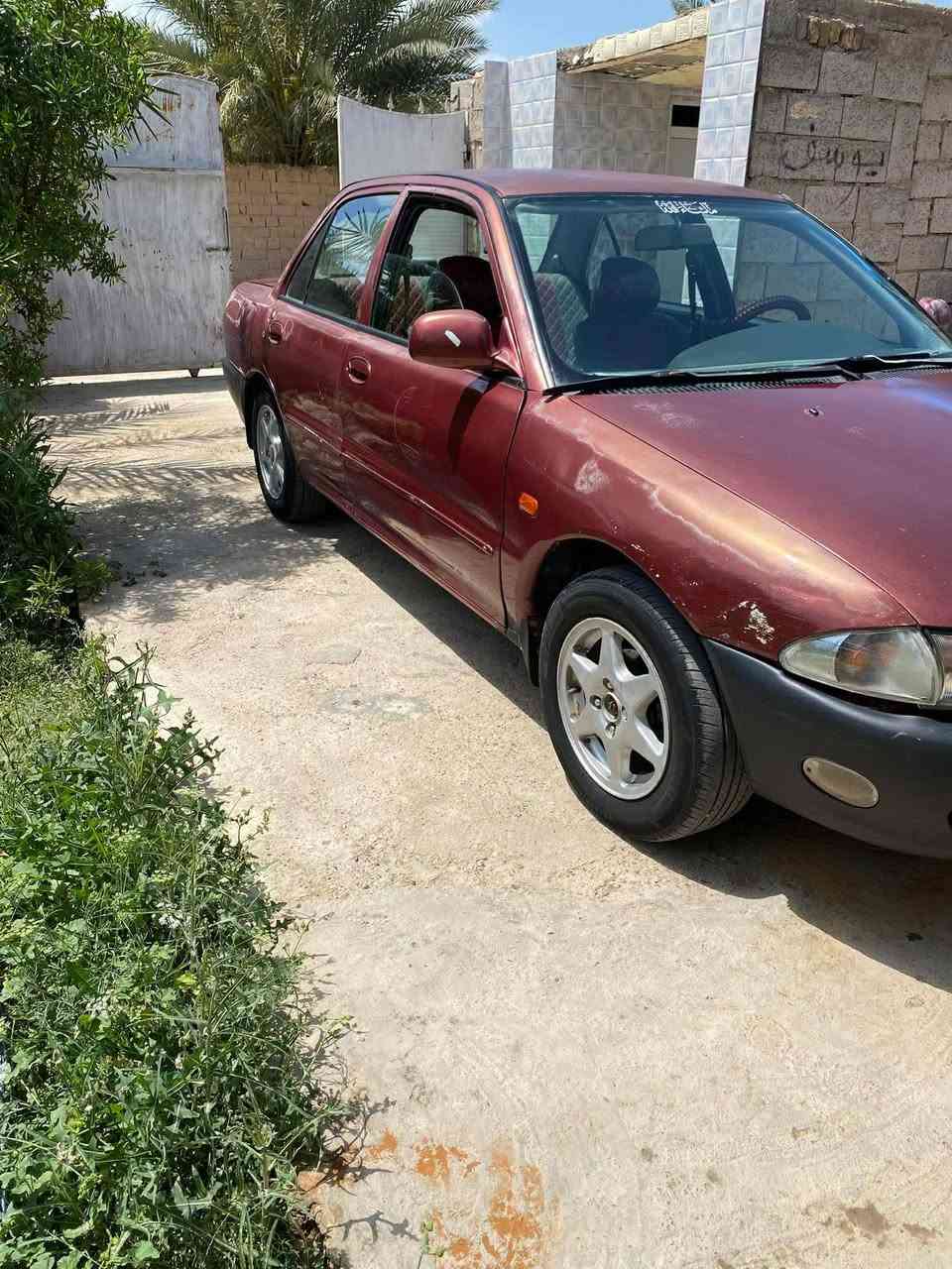برتون ٢٠٠٥
بلادية بدون اي صبغ أو معجون ....

مكفولة حتة من الشخط ...فقط لونهة جارد 
يعني اذا تنصبغ ترجع زيرو ......

كير مكينة كفالة ...
تبريد تدفئة تحكمات ..كهربائيات كلة شغال .......

راديتر ..مراوح ..مازدات ...كابريتر ...تخم تاير ..صدر ..كلة. تبديل جديد .....

سيارة مال جناية بالعافية ع يأخذ...

رقم نكليزي سنوية جديدة ...

يعني تأخذ كامل مكمل كبل للشارع والشغل ...

السعر ٤٧ وبيهة مجال بعد المعاينة ..
***********
