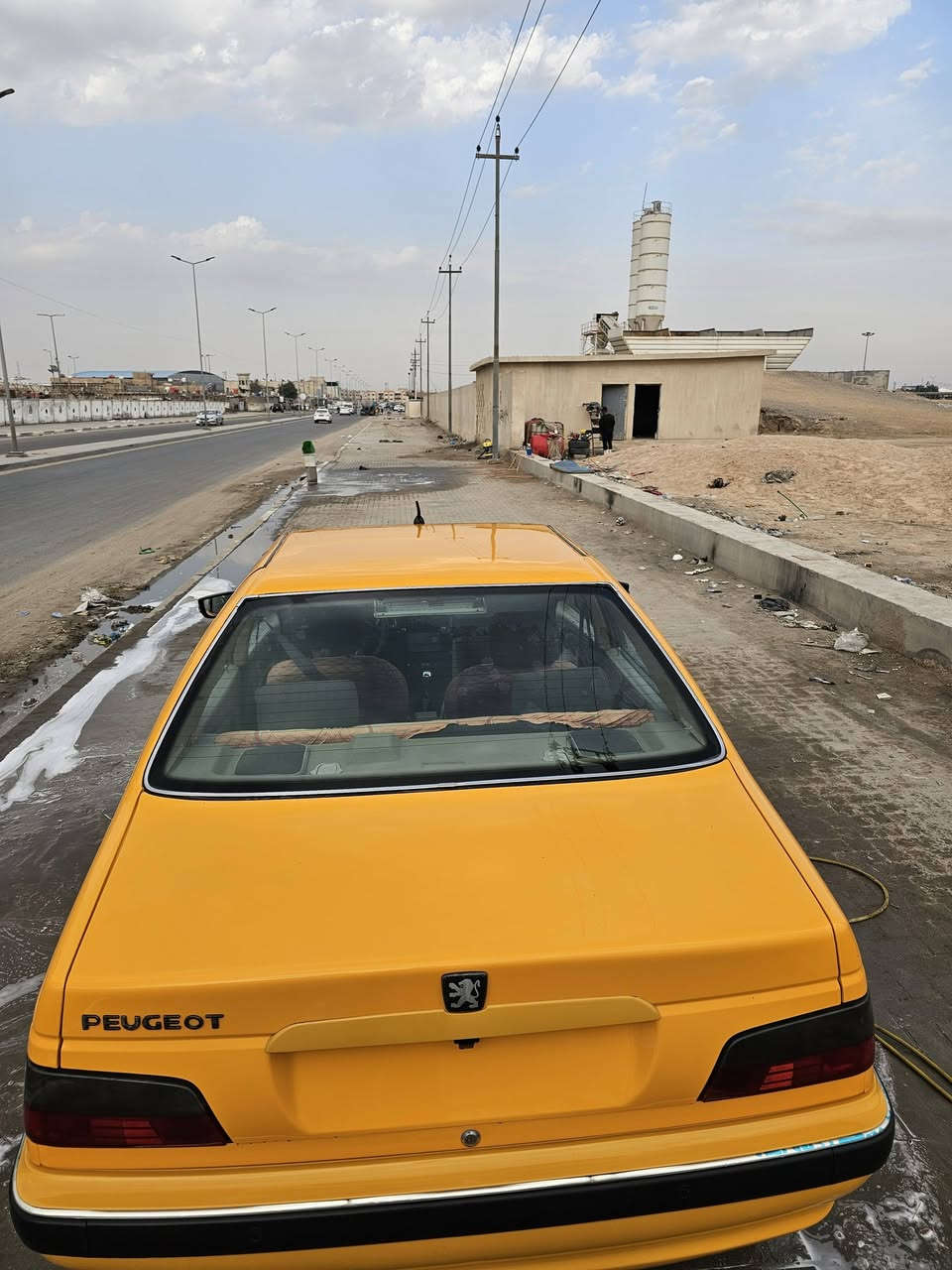 سلام عليكم سياره بيجو للبيع مديل 2023 سياره شركه يعني مال قصاد 8 شهر وتنتهي القصاد سياره نظيفه وحلوه وما مشتغله تكسي مال بيت ماشیه43 ارقام بعدنه ما مطلعيله رقم يكمل مالته 525 بيه ظربه بل باب بل صور تبين سياره كير محرك خير من الله دهن ادير امزويل يعني من زين سعر 65 وبيه مجال***********
