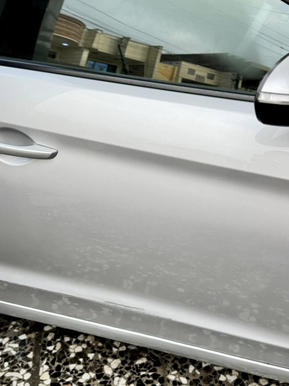 السلام عليكم 

النترا 2017 وارد امريكي مكينة 2000 دوش 

حادث بسيط جداً موضح بالسونار فقط خشم بنيد وربع صندوك 

بدون ايرباك بدون دواخل بدون شواصي 

مواصفات 

رادار جانبي
 حساسات امامية 
 اشاير مري 
كشنات تدفئة 

سيارة كلش نظيفة 
ماشية ١٢٢ كيلو 
السعر ١٢٧٠٠$ وبيها مجال بسيط 

رقم ***********

اتصال او واتس اب متوفر 
مكان سيارة بغداد 

￼
