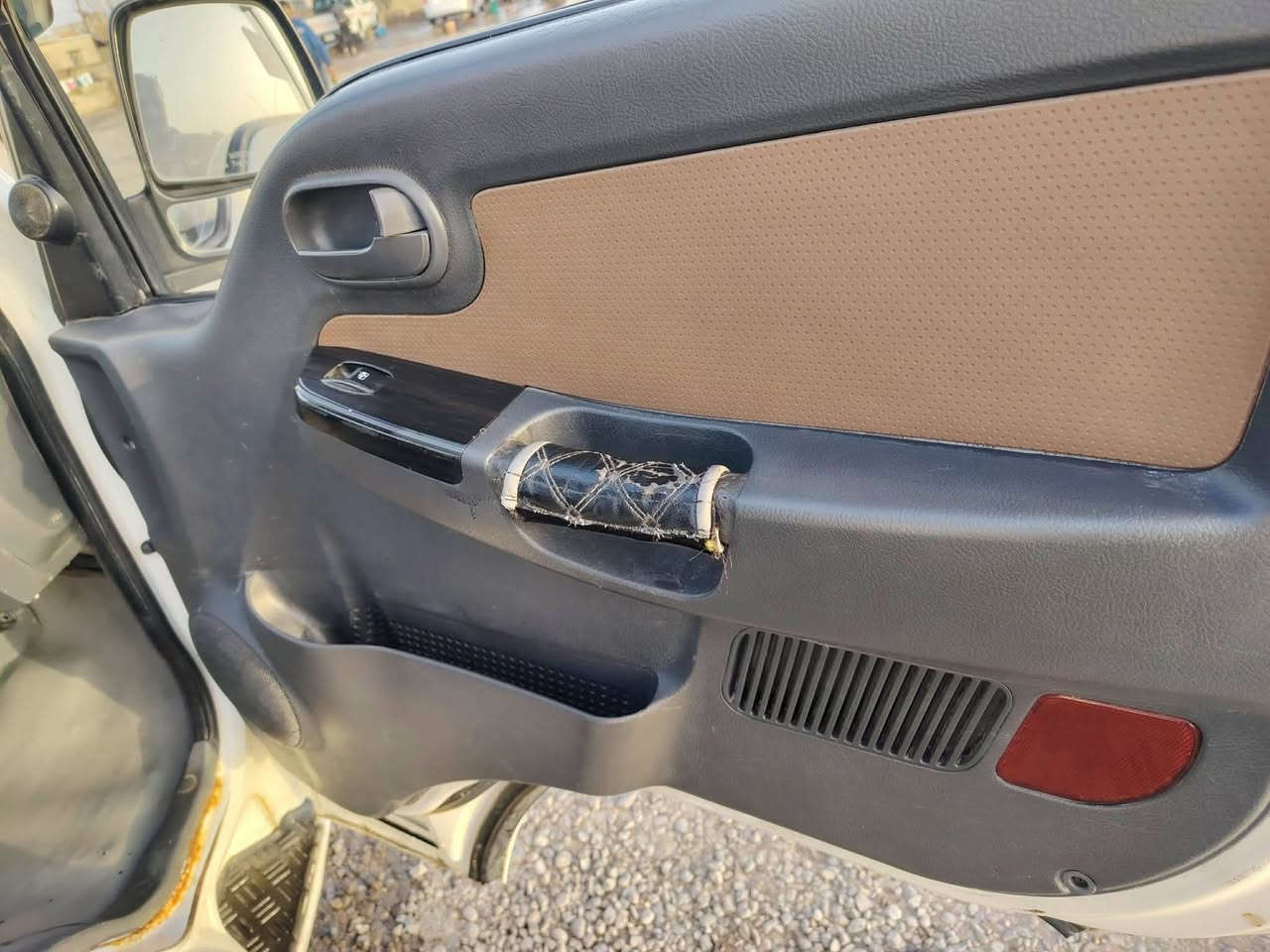 ٢٠١٧ بغداد بدون صبغ كله جاهزه بس تايرات اماميه تحتاج ***********
