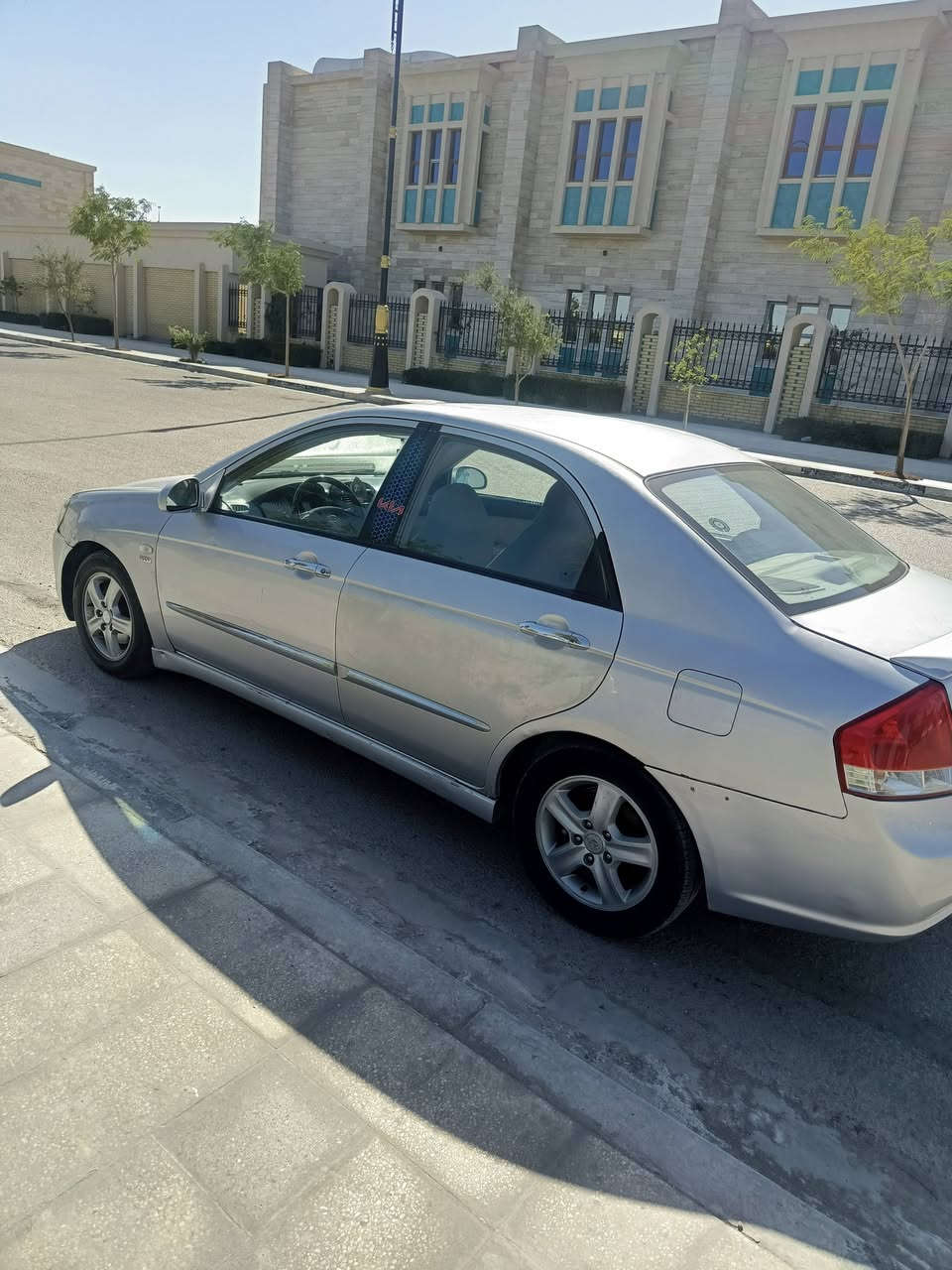 السلام عليكم سيراتو ٢٠٠٧ بيه قطعتين صبغ فقط بدون أي دواخل السياره جاهزه وجديده ماناقصه أي شي رقم بغداد دولي عقد مروري مباشرا السياره جاهزه وحلوه كير محرك تبريد تخم تاير حداديه مابيه نقص السعر ٧٥ و بيه مجال


**إذا كنت صاحب هذا الإعلان وتريد حذفه لأي سبب، رجاءا أرسل رسالة إلى الدعم الفني**