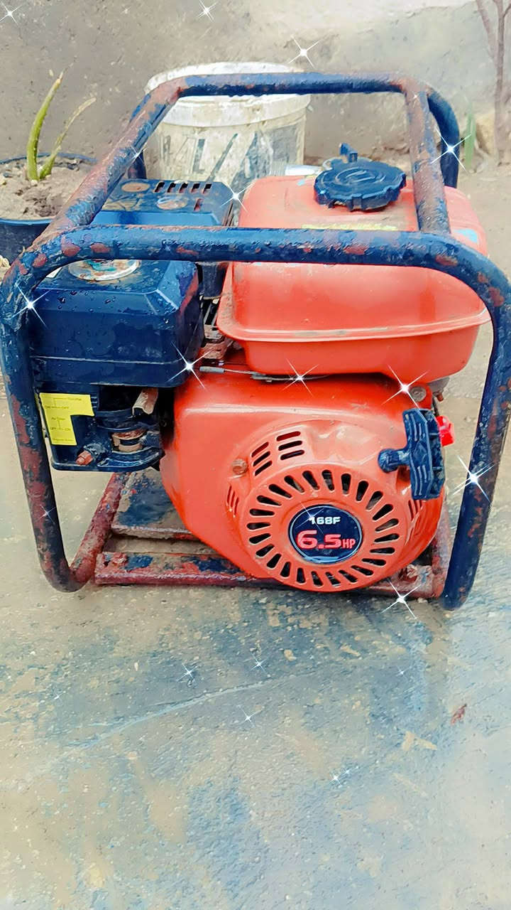 سلام عليكم شباب روبون البيع جان متروك وغسلته بعد ما يرضه يشتغل يمكن باك ارطوبه البيع قيم وخذه بل يرضه بي الله المكان حله شارع 80 الشراي يتصل ع رقم ***********
