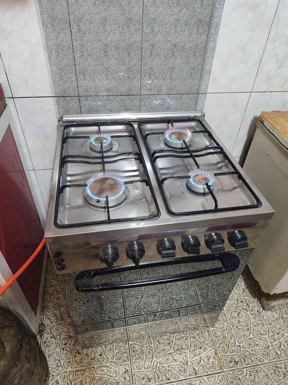 طباخ فريش 4 عيون يشتغل غاز سعر 140 وبي مجال  الدوره ابودشير واكو توصيل


**إذا كنت صاحب هذا الإعلان وتريد حذفه لأي سبب، رجاءا أرسل رسالة إلى الدعم الفني**
