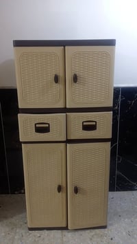 حجز خاص • دواليب