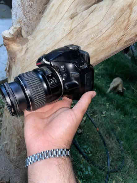 للبيع نيكون 

NIKON

3200 D 

الملحقات 
عدسه 55.18 اوتو فوكس 
شاحنه
بطاريه
رام
فلتر عدسه

المكان بغداد المنصور 

للاستفسار اكثر التواصل : ***********
