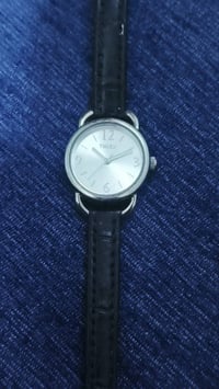 ساعة نسائية • تايمكس • سير جلد ناعم