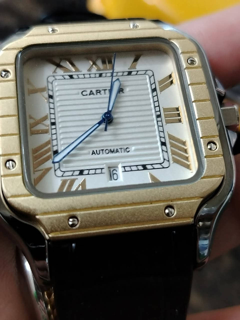 ساعه ماركه كارتير سويسري بهذا الشكل كلش حلوة وراقيه منفذ،شهري مقاومة للماء كلش حلوة وراقيه التعجبة يخلي سعر وبل عافيه


**إذا كنت صاحب هذا الإعلان وتريد حذفه لأي سبب، رجاءا أرسل رسالة إلى الدعم الفني**