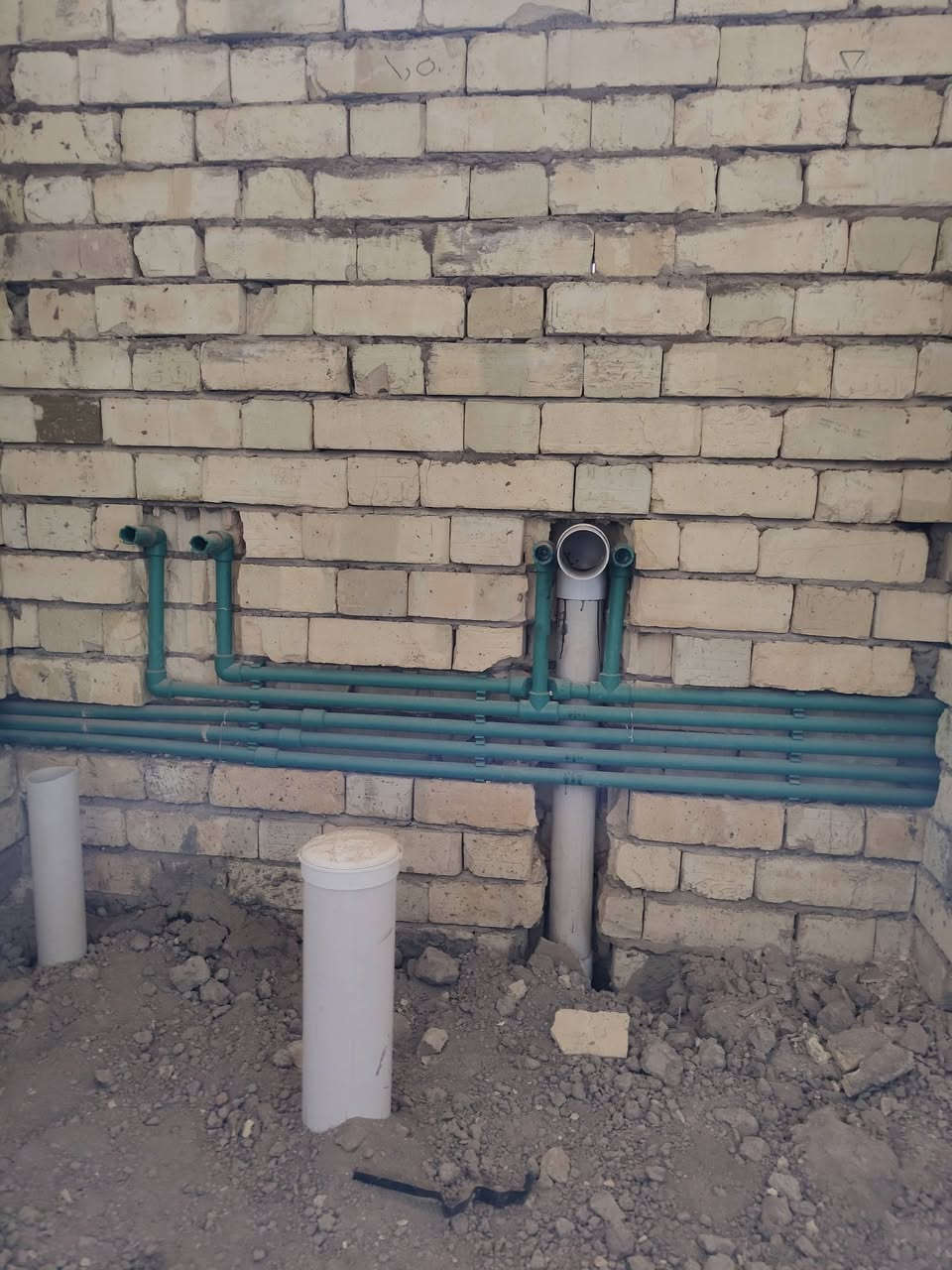 السلام عليكم خلفه تأسيس ماي ومجاري في النجف الاشرف متفرغ للعمل حاليا ربط مجاري خارجيه ربط أبي مجاري تعليك وبأحدث الطرق وبكادر متميز ***********
