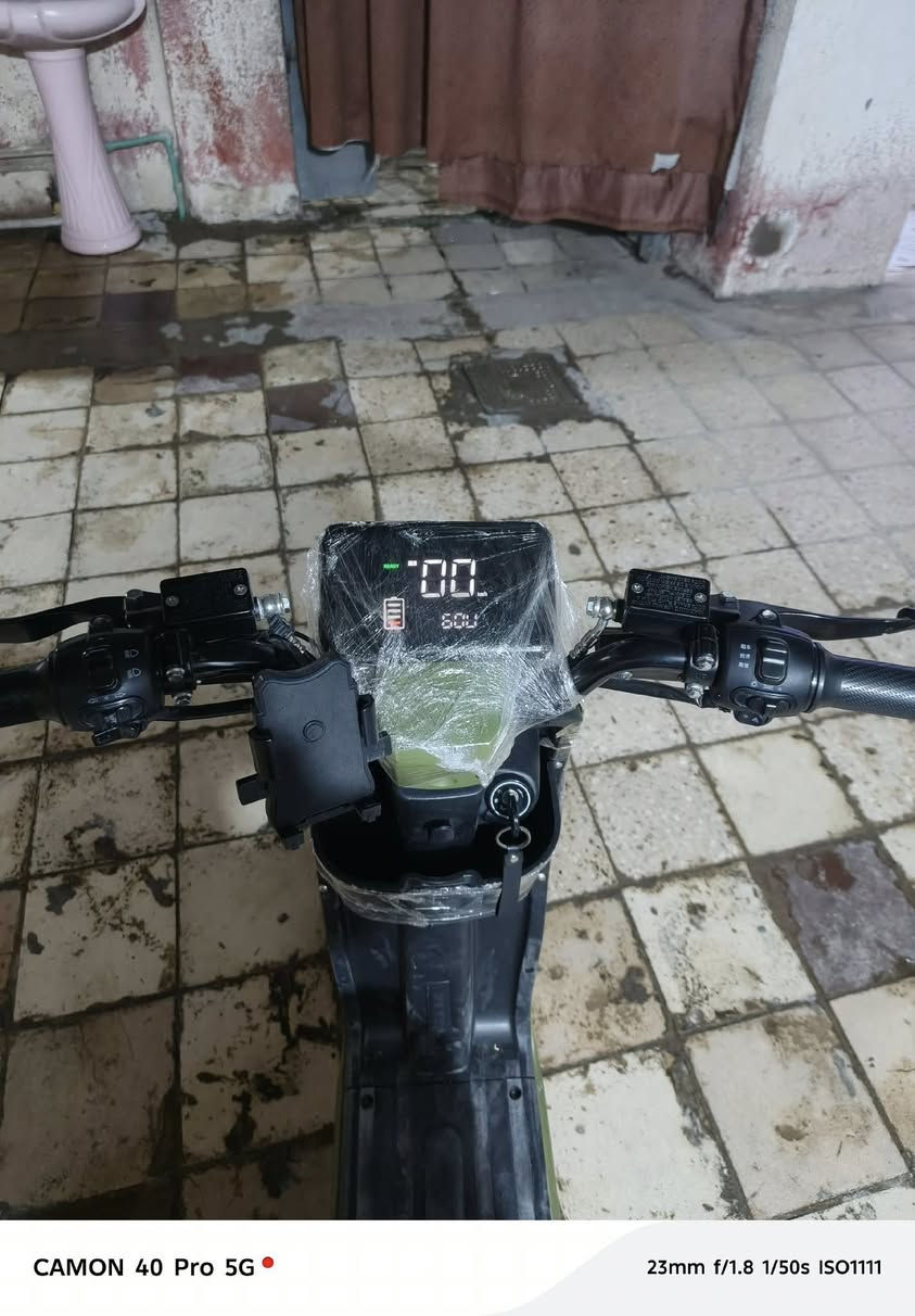 مكلف بل نشر
السلام عليكم مكلف بل نشر ار تسعه مديل 25دراجه جديده مامتعوبه شركه ريان معروفه بل سوك لون مميز زيتوني دراجه كل نقص مابيها بطاريات 5 سرعتها حقيقيه بل شاشه 70 دراجه ثلاث سرع مواصفاتها معروفه تجي شاشه تعرض عطل نسبه شحن كيلو متر تمشي بي لايت عالي ناصي مع سكن نضام بك ترجع ليوره بريكات هيدروليك دهن مع حساسات اشاير يمنه يسره رباعيه بريك دبلات جوبلس وره امامي غاز تايرات جدد دراجه كل نقص مابيها مابيها اي عطل السعر 450بيها مجال بسيط مكاني بزيدناويه الرقم ***********
