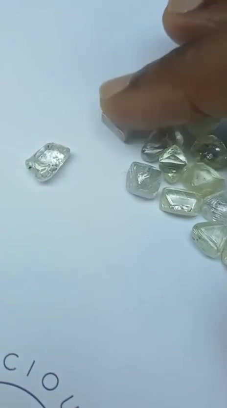 Top quality of natural rough diamond
Vvs1
Mines kenama
300 usd per ct.
00212676684300


**إذا كنت صاحب هذا الإعلان وتريد حذفه لأي سبب، رجاءا أرسل رسالة إلى الدعم الفني**