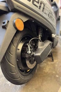 فضائي شركه  benbao    موديل 2025 حجم الملف 3000w  6 بطاريات مسطره كبار...