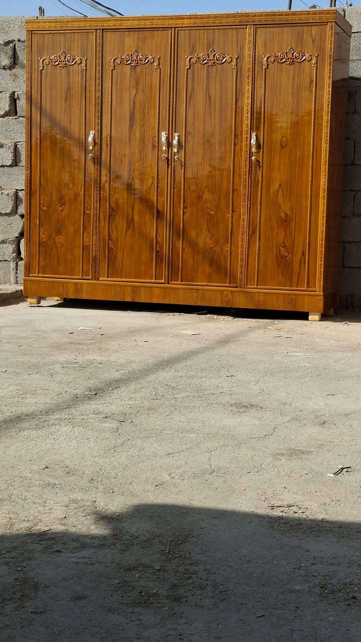 على بركة الله تم تجهيز كناتير نجاره عراقيه تصميم تركي شغل درجه  أولى 
صبغ حراري خشب صاج طبيعي الداخل والخارج 4ملم حسب الطلب 
يتوفر خدمة الاقصاد 
للحجز ولاستفسار الاتصال على الأرقام أو المراسله 
***********
***********
نجارة سلوان
